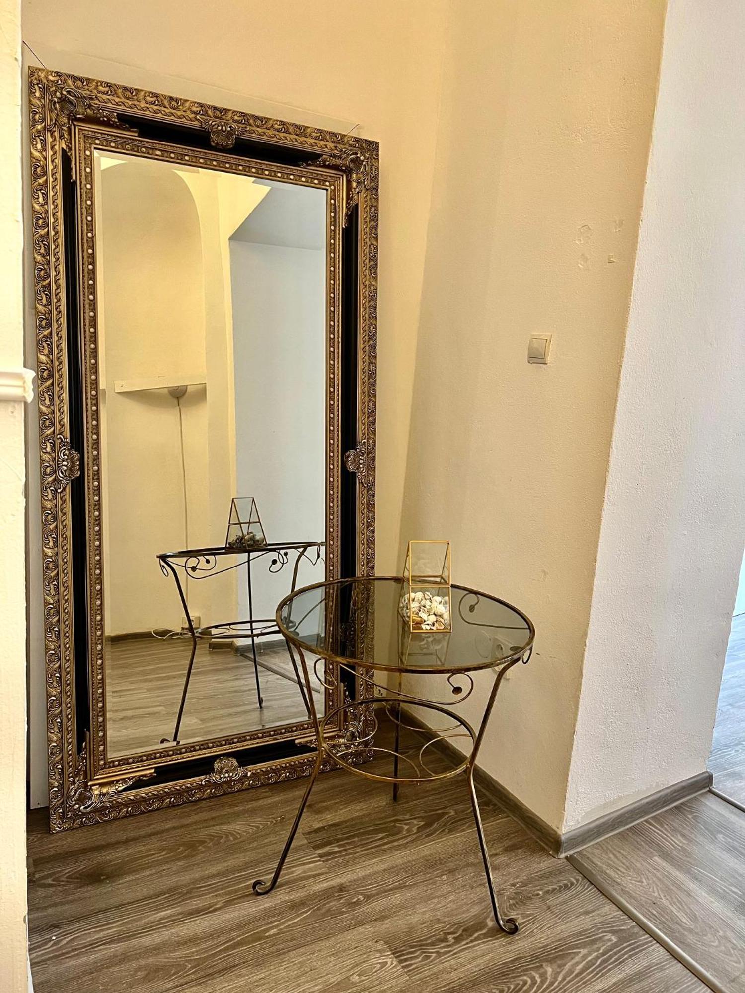 Csaky Palace Bratislava 1 Apartment Luaran gambar